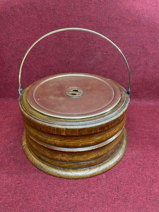 Calentador de pies antiguo de carruaje siglo XIX