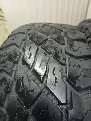 2 Neumáticos 4x4 Cooper discoverer ST máxx pro