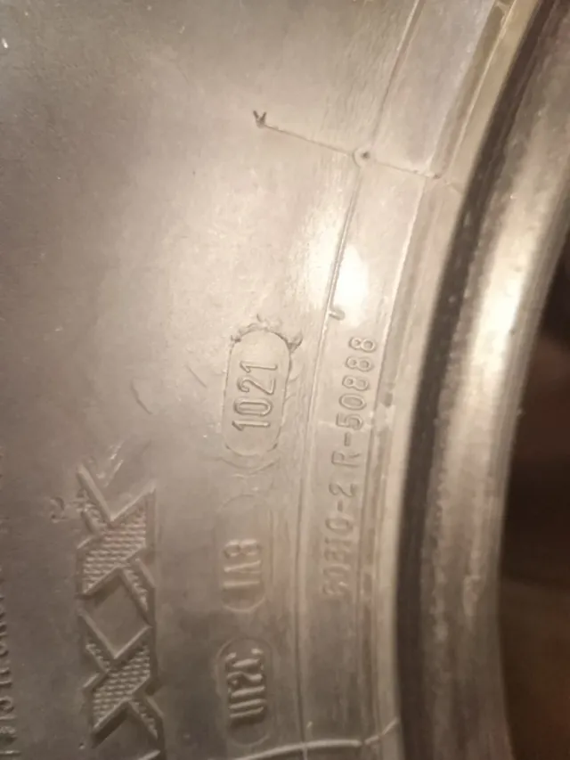 2 Neumáticos 4x4 Cooper discoverer ST máxx pro