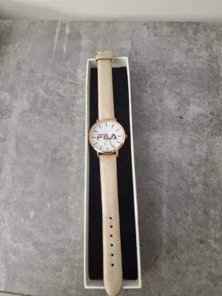 2 Relojes Fila y MCY KCY Beige