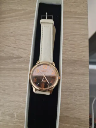 2 Relojes Fila y MCY KCY Beige