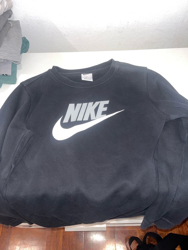 Sudadera Nike Negra TALLA L NIÑO (147-158CM)