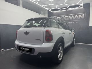 MINI Countryman 2011