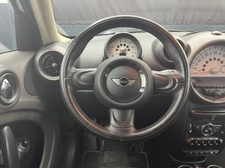 MINI Countryman 2011