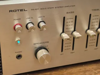 Rotel RA-611 Amplificador Estéreo