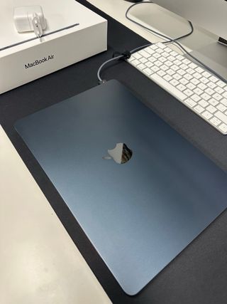 MacBook Air 13 2022 M2 Medianoche