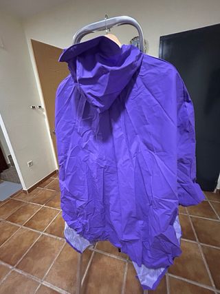 Chubasquero Morado Talla Única