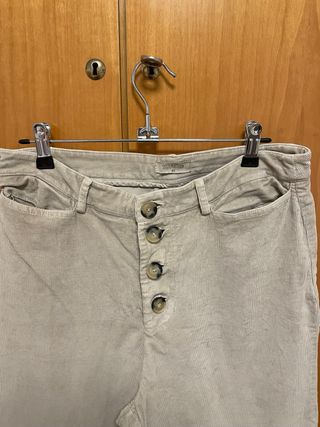 Pantalón pana beige ancho