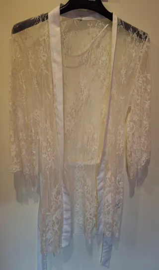 Kimono Novia Encaje Blanco.