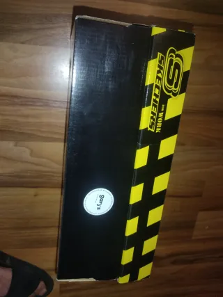 Zapatillas Skechers Negras y Grises