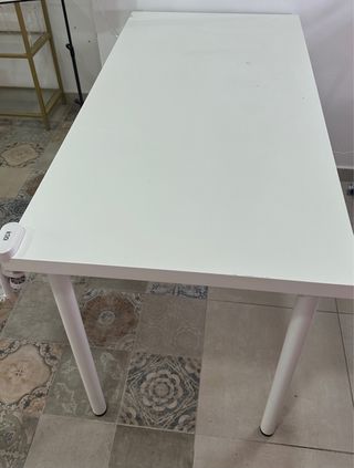 Tavolo da scrivania bianco IKEA