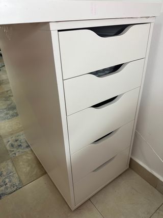Tavolo da scrivania bianco IKEA
