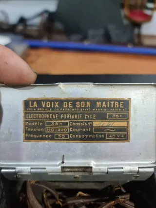 Giradischi vintage nero e beige