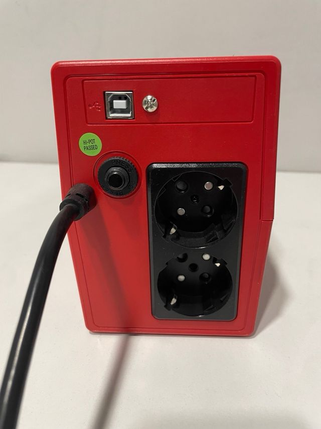 Salicru SPS ONE Sai 700 V 360W