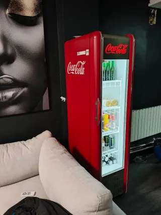 Nevera Coca-Cola Roja Vintage