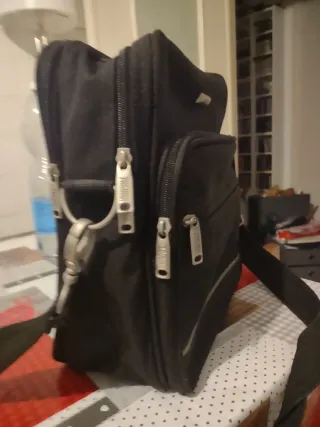 Borsello tracolla Jaguar nero 28x30x10cm