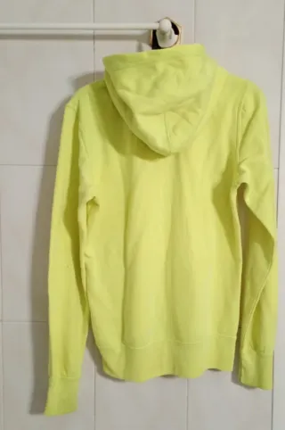 Sudadera Nike con capucha y cremallera