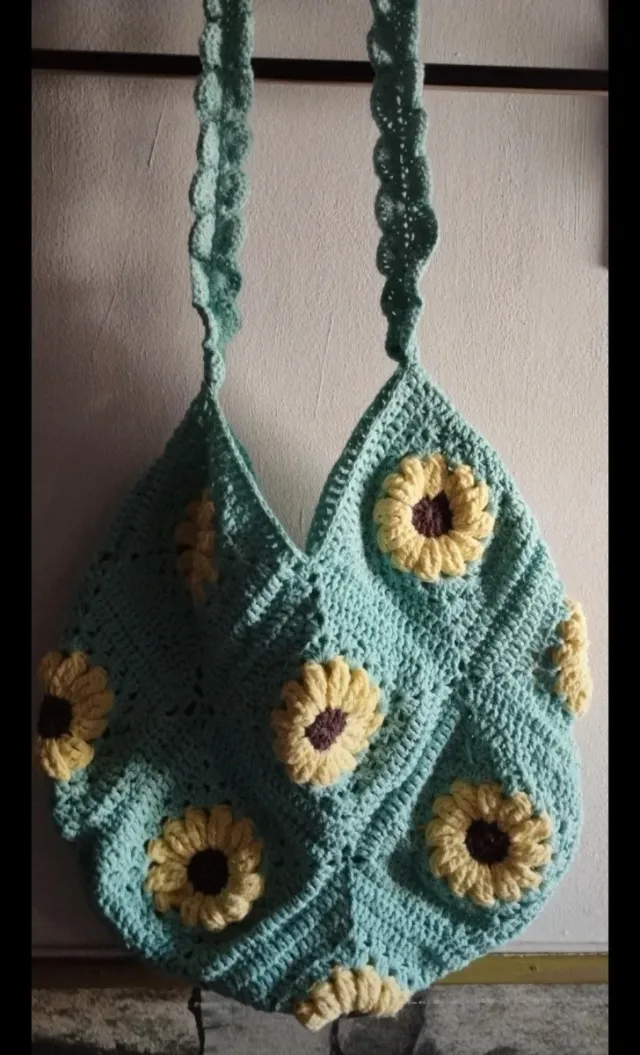 Bolso de crochet hecho a mano