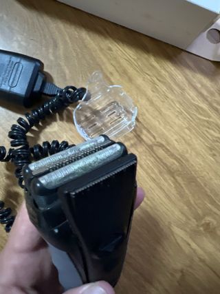 Afeitadora Braun Eléctrica Negra y Gris