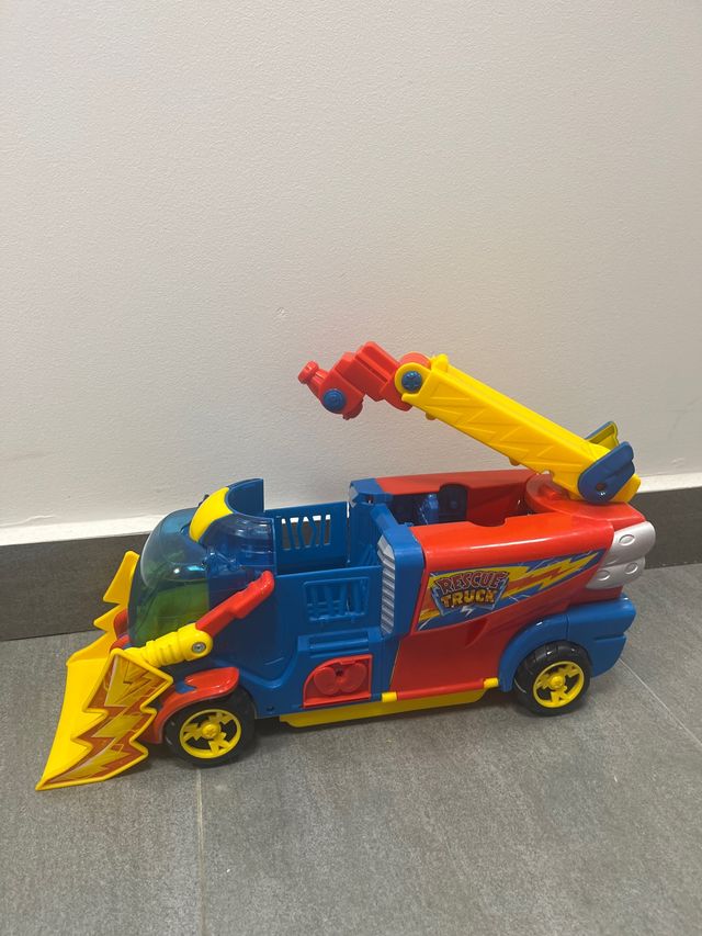 Camión Superthings con música