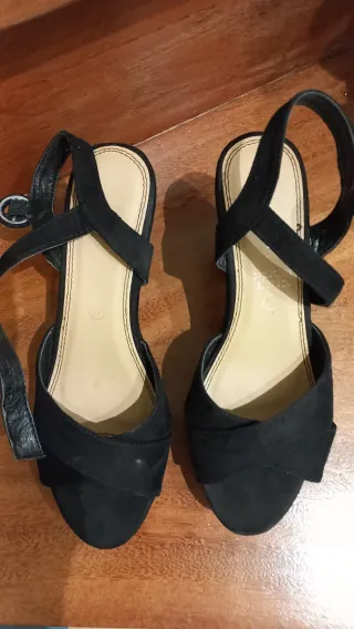 Sandalias negras plataforma Talla 37