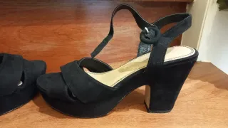 Sandalias negras plataforma Talla 37