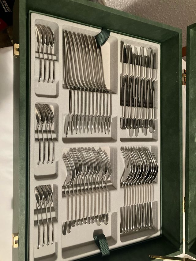 Nueva Cubertería completa Cruz de Malta