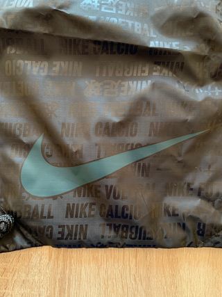 Bolsa Nike negra para zapatillas de futbol