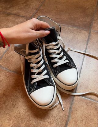 Converse Negras Caña Alta