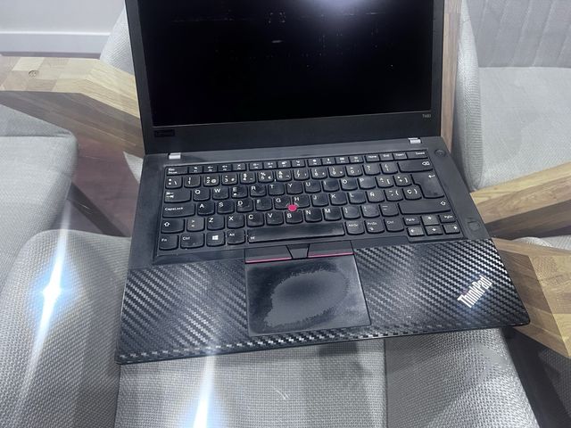 Portátil Lenovo T480 i7 16GB RAM Gráf 2GB tactil