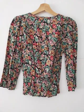 Blusa floral Pull&Bear