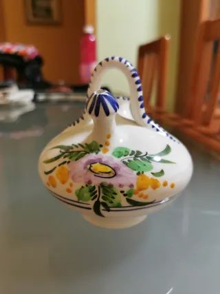 Botijo pequeño decorativo pintado a mano