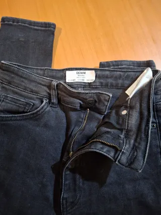 Jeans Skinny Rasgados Bershka Talla 40