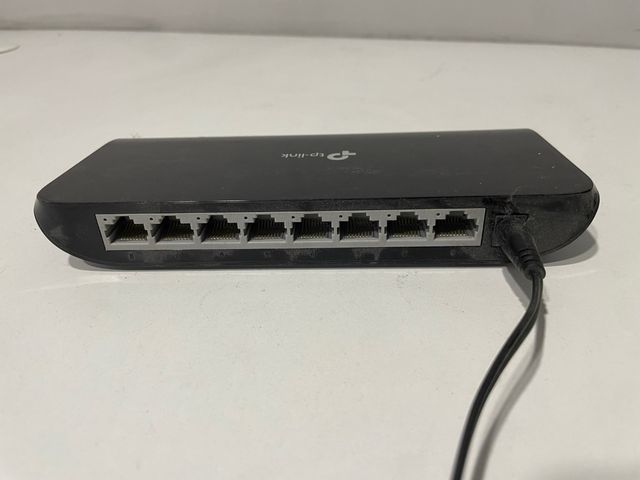 Switch TP-Link 8 Puertos Negro