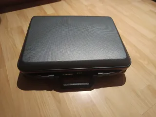 Maletín ejecutivo Prince con contraseña