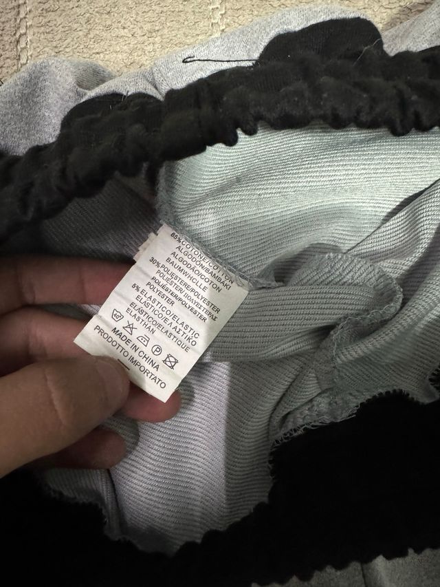 Pantalón corto Kappa gris