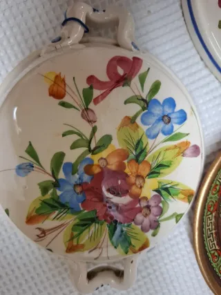 Antigüedades artesanía floral