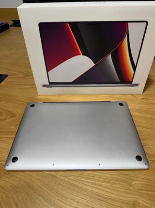 MacBook Pro 15 i7 1TB 16GB Plata batería nueva