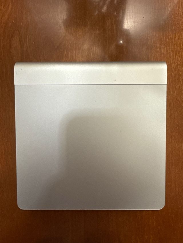 Apple Magic Trackpad Plata