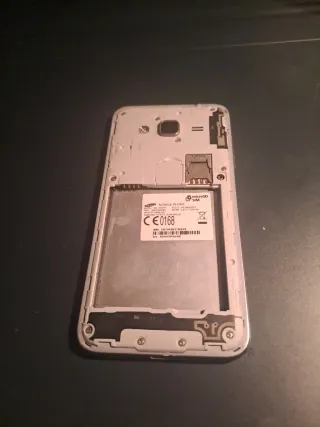 Teléfono Samsung Negro roto