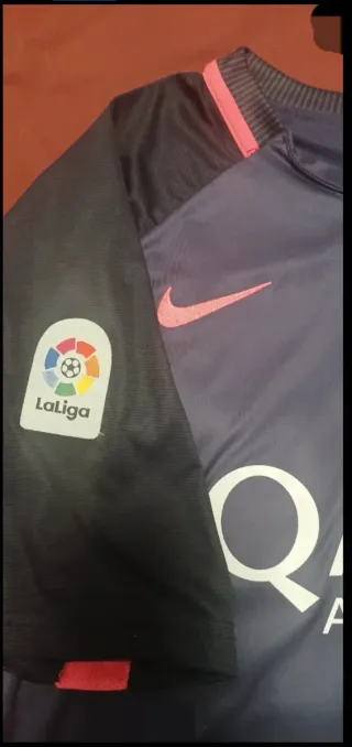 Camiseta vintage FC Barcelona Qatar Airways