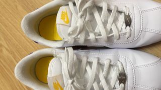 Nike Cortez Blancas y Amarillas