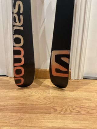 Esquís Salomon Suspect 2014