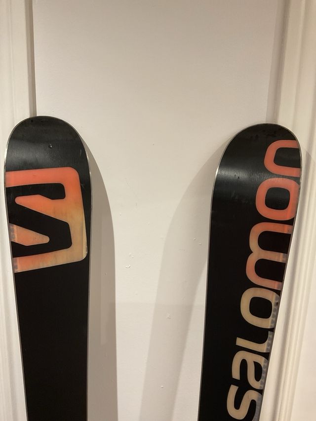 Esquís Salomon Suspect 2014