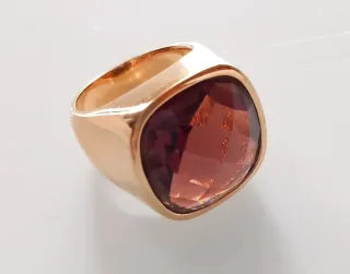 Anillo Swarovski Dorado con Piedra Morada