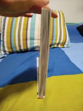 Enigmas: Desafia tu mente con 25 historias de m...