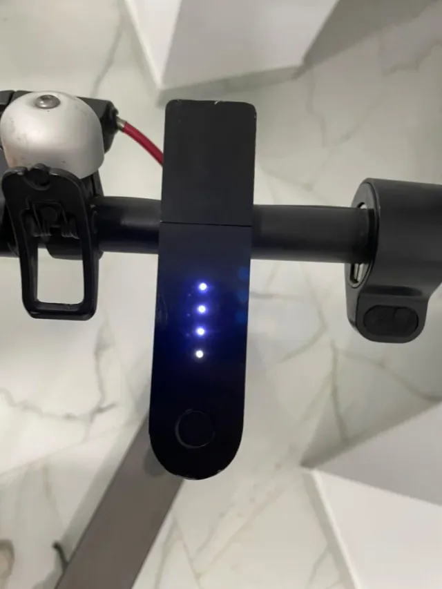 Patinete Eléctrico Negro Naranja