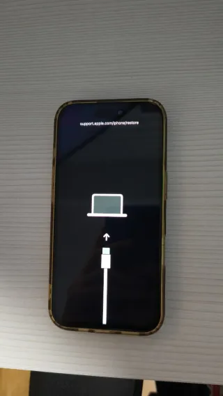 iPhone 16 128GB para reparar  Batería al 100%