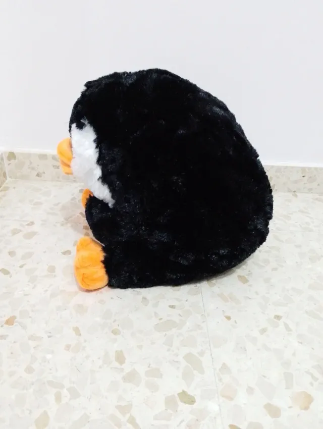 Peluche pingüino suave