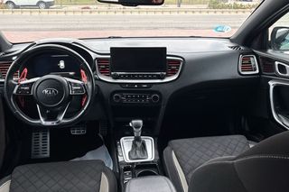 Kia Ceed   1.5 MHEV 118kW 160CV GT Line DCT